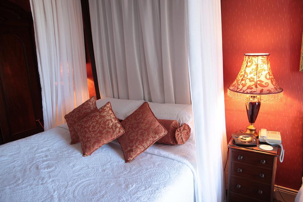 Inch House Hotel Thurles Habitación foto